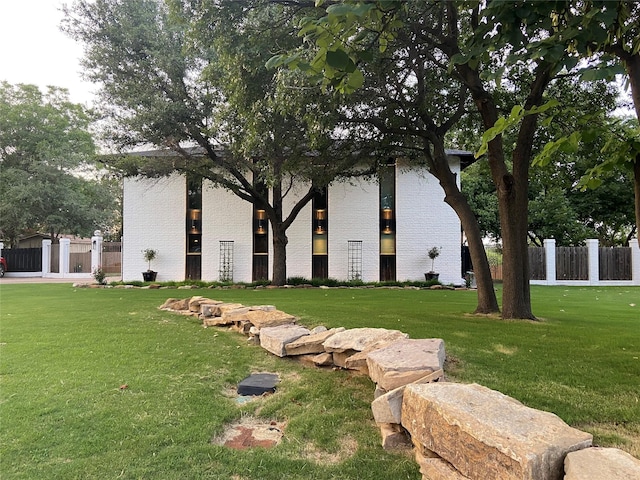 718 Byrd Dr, Abilene, TX 79601 - view of yard