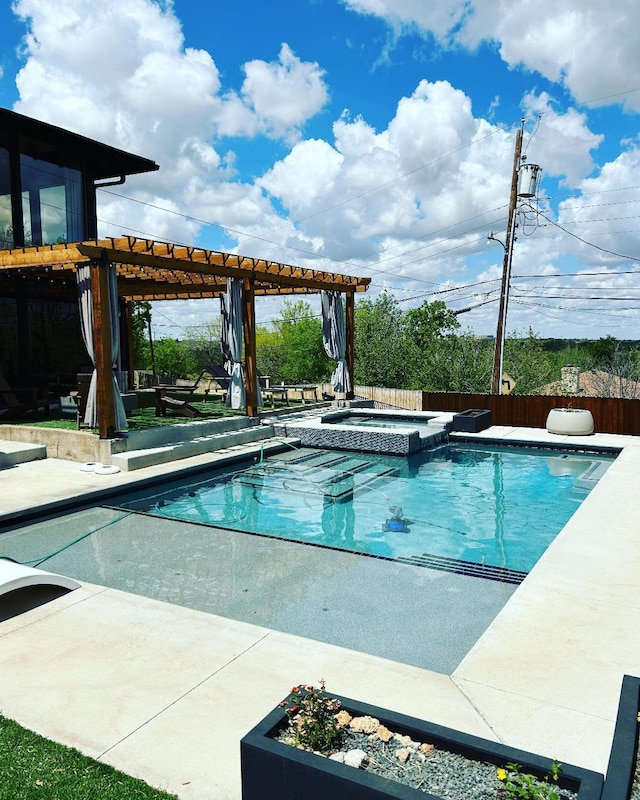 718 Byrd Dr, Abilene, TX 79601 - view of swimming pool with a pergola, a fenced backyard, a pool with connected hot tub, and a patio area