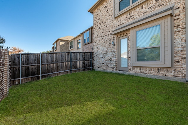 313 Featherstone Trl, Wylie, TX 75098 - view of yard with fence