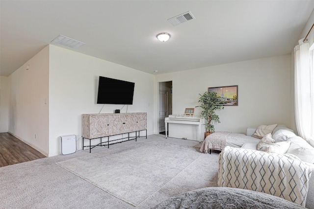 1600 Shadow Hawk Dr, Fort Worth, TX 76052 - living room with carpet flooring and baseboards