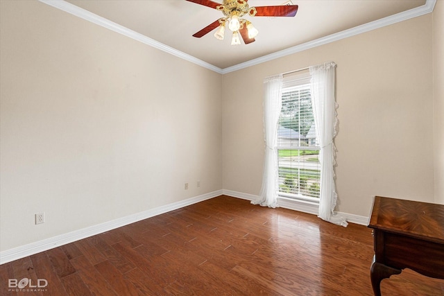 empty room featuring ceiling fan, baseboards, ornamental molding, and dark wood-style floors