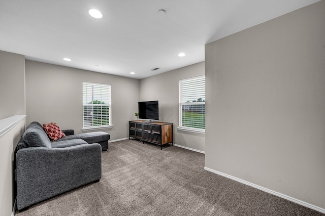 6224 Madrone Ct, Plano, TX 75074 - carpeted living area with baseboards and recessed lighting