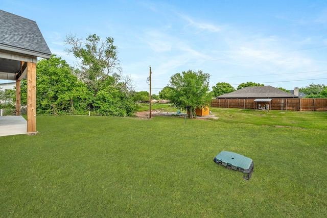 1007 Westwood, Graham, TX 76450 - view of yard featuring fence