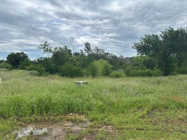 101 Bald Eagle Ct, Graford, TX 76449