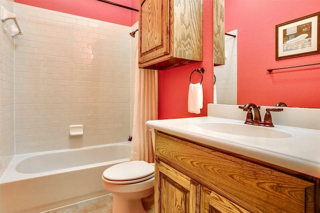 10853 Dixon Branch Dr, Dallas, TX 75218 - bathroom with vanity, toilet, and shower / bath combo