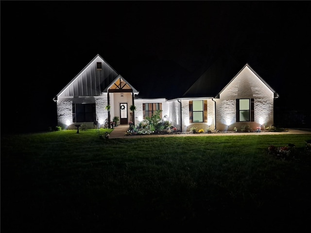 12890 County Road 463, Tyler, TX 75706 - modern farmhouse style home featuring board and batten siding and a lawn