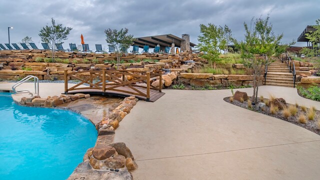 pool with stairs