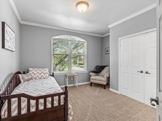4308 Echo Bluff Dr, Plano, TX 75024 - bedroom with carpet, ornamental molding, and baseboards
