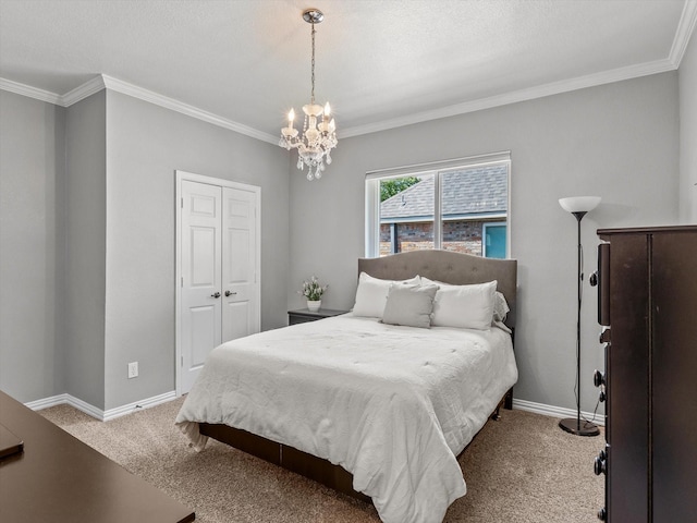 4308 Echo Bluff Dr, Plano, TX 75024 - bedroom featuring carpet, ornamental molding, a chandelier, baseboards, and a closet