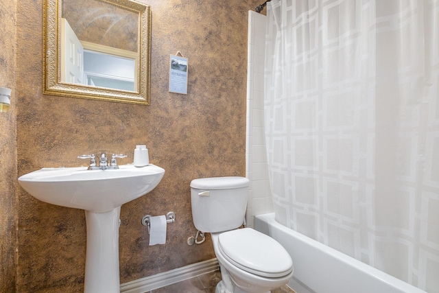 1804 Goodnight Ln, Allen, TX 75002 - full bath featuring toilet and shower / bathtub combination with curtain