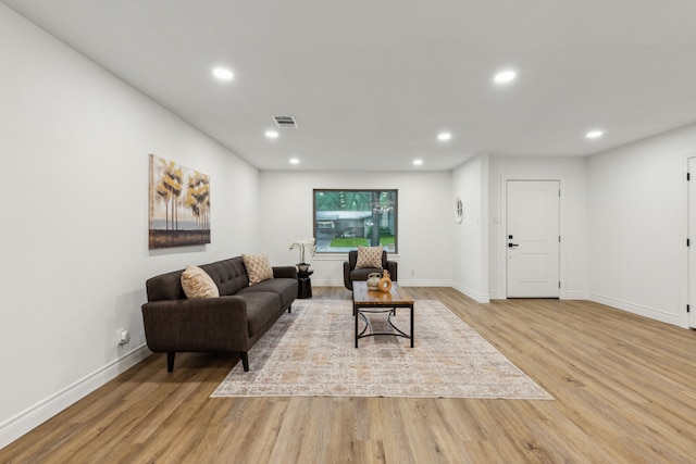 6200 Ravenswood Dr, Fort Worth, TX 76112 - living area with light wood-style flooring, recessed lighting, and baseboards