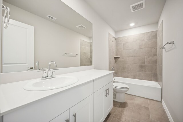 604 Willet Dr, Mckinney, TX 75069 - full bath featuring toilet, vanity, shower / washtub combination, recessed lighting, and tile patterned floors