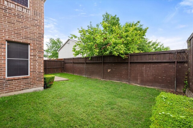 13336 Patito Pl Unit 7, Dallas, TX 75240 - view of yard with a fenced backyard