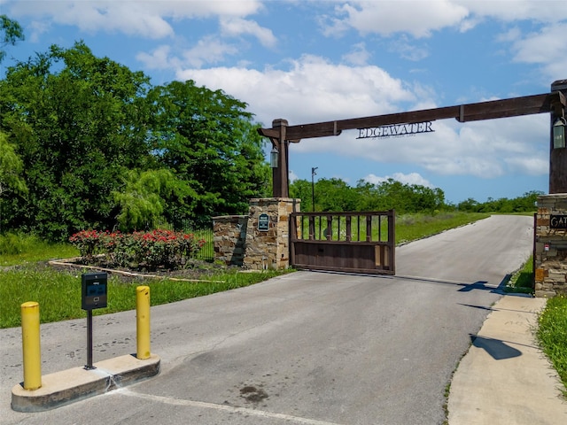 8631 Southern Shores Ct, Kemp, TX 75143