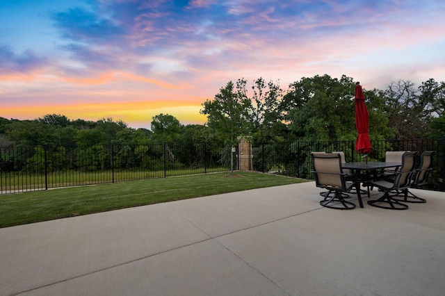 4025 Wild Turkey Dr, Hickory Creek, TX 75065 - patio terrace at dusk featuring outdoor dining area