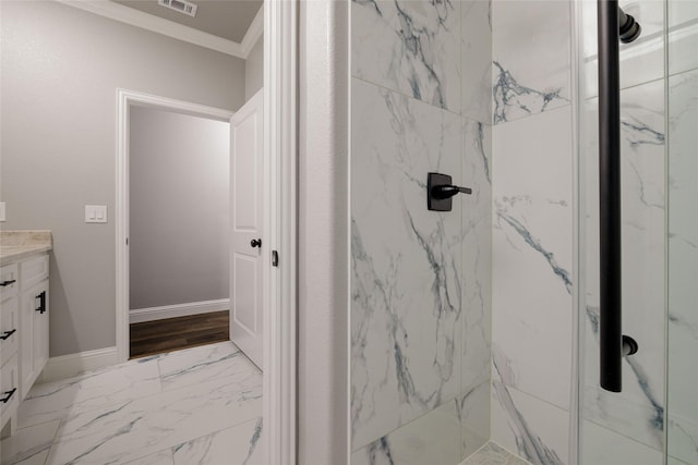 7196 Hawkeye Rd, Krum, TX 76249 - bathroom featuring baseboards, visible vents, vanity, crown molding, and a marble finish shower