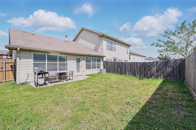 7512 Lazy Spur Blvd, Fort Worth, TX 76131 - rear view of house featuring a patio area and central AC unit