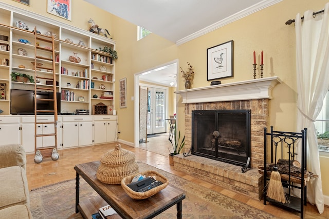 2177 Kessler Ct Unit 6, Dallas, TX 75208 - living area with baseboards, ornamental molding, a fireplace, and plenty of natural light