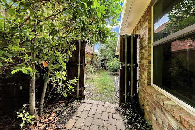 10110 Andre Dr, Irving, TX 75063 - view of yard featuring fence