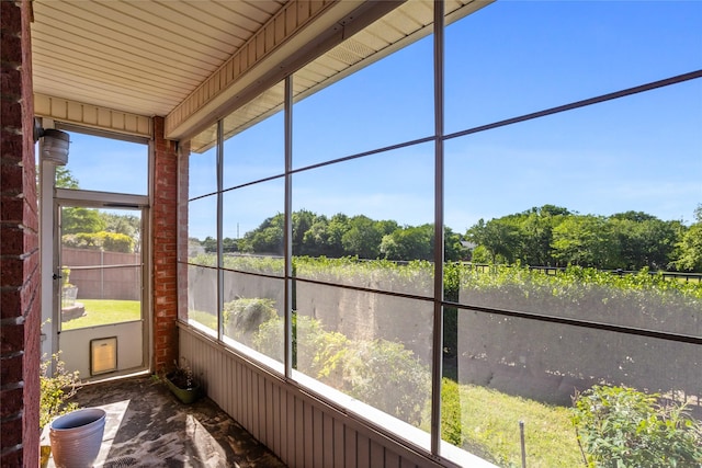 3811 Maywood Dr, Carrollton, TX 75007 - unfurnished sunroom featuring plenty of natural light
