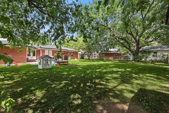 1718 Heather Rd, Gainesville, TX 76240 - view of green lawn