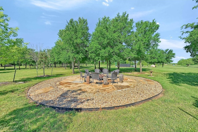 650 Scoggins Rd, Tioga, TX 76271 - view of grassy yard featuring a patio area