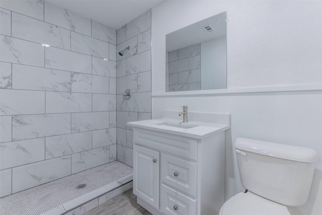 337 Travis Ln, Hewitt, TX 76643 - full bath featuring vanity, toilet, and tiled shower