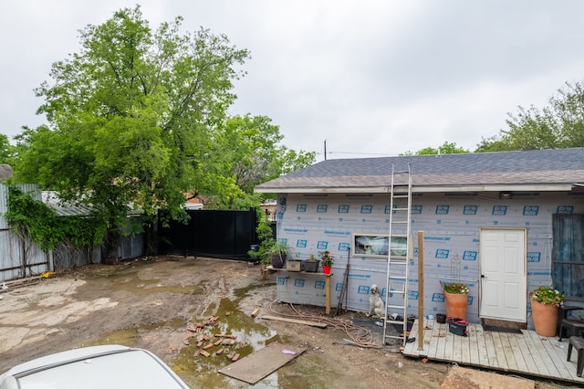 1100 Hillburn Dr, Dallas, TX 75217 - exterior space with fence