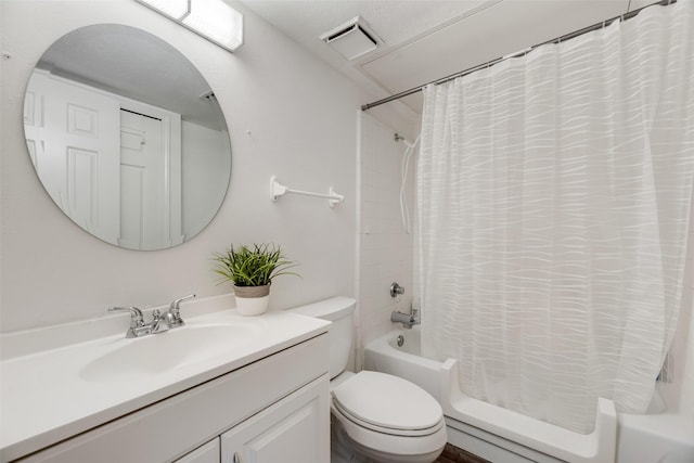 2964 Harbinger Ln, Dallas, TX 75287 - bathroom featuring shower / bath combo, toilet, and vanity
