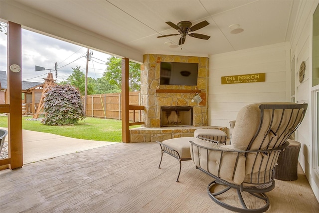 view of sunroom / solarium
