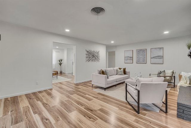5229 Cockrell Ave, Fort Worth, TX 76133 - living area with recessed lighting, light wood-style floors, and baseboards