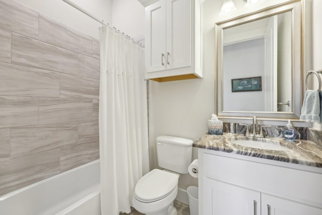 846 Cordoba Ln, Rockwall, TX 75087 - full bathroom with toilet, vanity, and shower / bathtub combination with curtain