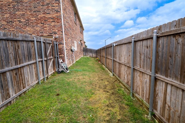 5117 Wakefield Dr, Irving, TX 75038 - view of yard with a fenced backyard