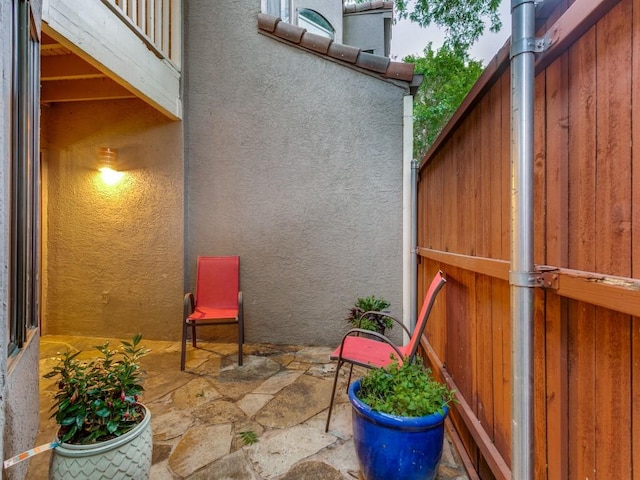 4242 N Capistrano Dr Unit 203, Dallas, TX 75287 - view of patio