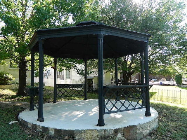 7249 Peden Rd, Azle, TX 76020 - surrounding community featuring fence and a gazebo