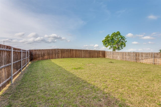4444 Pentridge Dr, Fort Worth, TX 76036 - view of yard with a fenced backyard