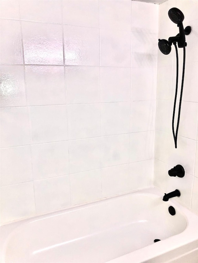 9601 Walnut St Unit 5101, Dallas, TX 75243 - full bath with shower / bath combination