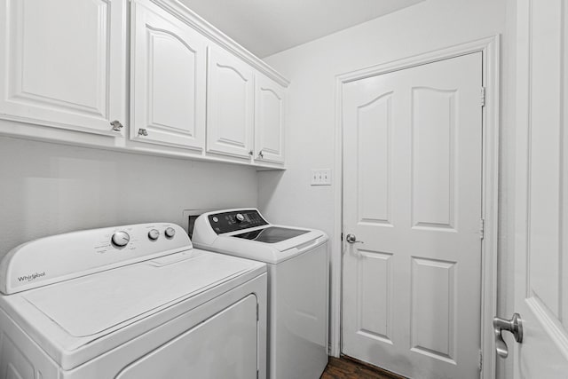 10121 Fireside Ln, Forney, TX 75126 - bedroom with a ceiling fan, ensuite bathroom, dark wood-style floors, and visible vents
