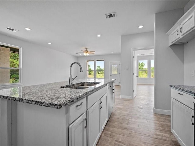 121 County Road 3471, Paradise, TX 76073 - kitchen featuring plenty of natural light, visible vents, and a sink