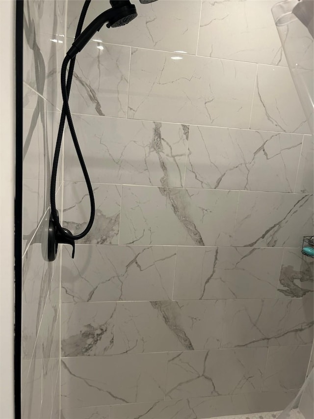 2631 Fish Tank Rd, Corsicana, TX 75110 - bathroom view of tiled shower