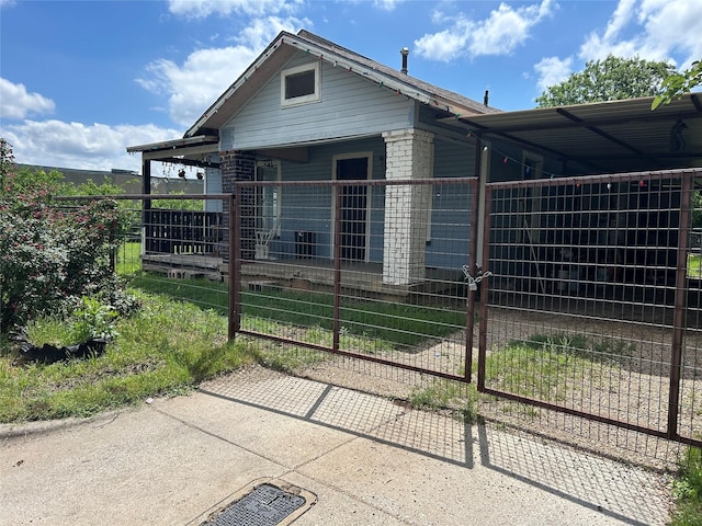 3819 N Terry St, Fort Worth, TX 76106 - view of front facade with brick siding