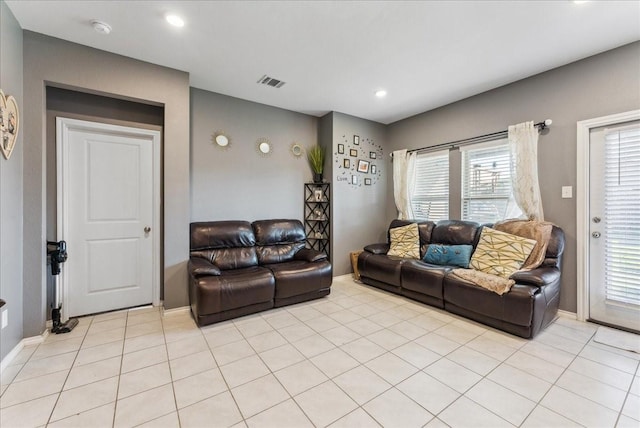 2408 Anton Dr, Forney, TX 75126 - living area with visible vents, baseboards, and recessed lighting
