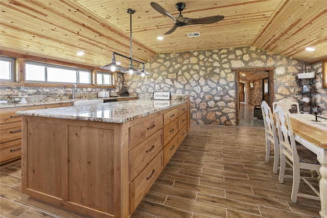 725 County Road 520, Evant, TX 76525