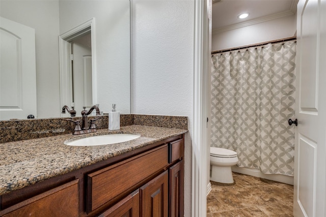2204 Aberdeen Dr, Trophy Club, TX 76262 - full bath featuring toilet, vanity, curtained shower, and crown molding