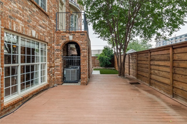 2813 Welborn St, Dallas, TX 75219 - deck featuring a fenced backyard