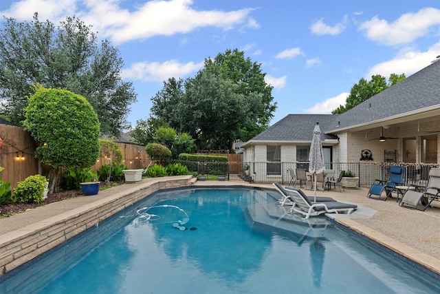 4119 Timbersedge Trl, Arlington, TX 76015 - view of swimming pool featuring a fenced backyard, a ceiling fan, and a patio