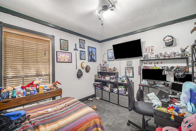 7508 Lake Highlands Dr, Fort Worth, TX 76179 - bedroom featuring a textured ceiling, crown molding, and baseboards