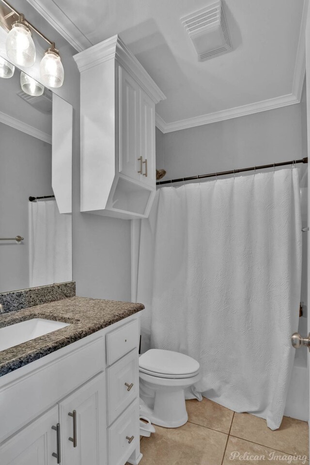 full bathroom featuring tile patterned floors, crown molding, toilet, vanity, and a shower with curtain