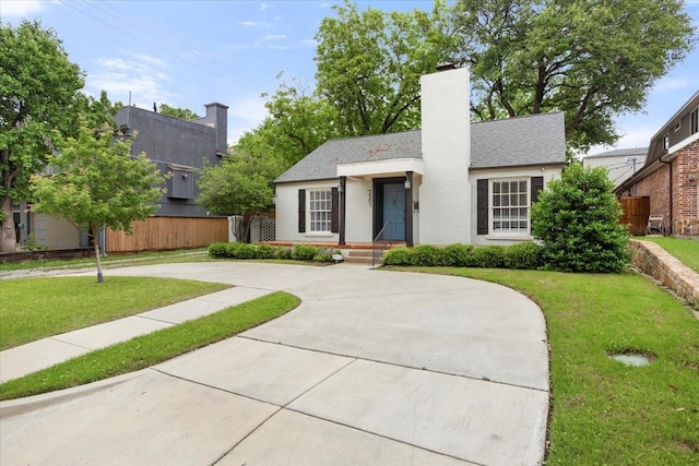 3501 Bristol Rd, Fort Worth, TX 76107 - view of front of house featuring a chimney