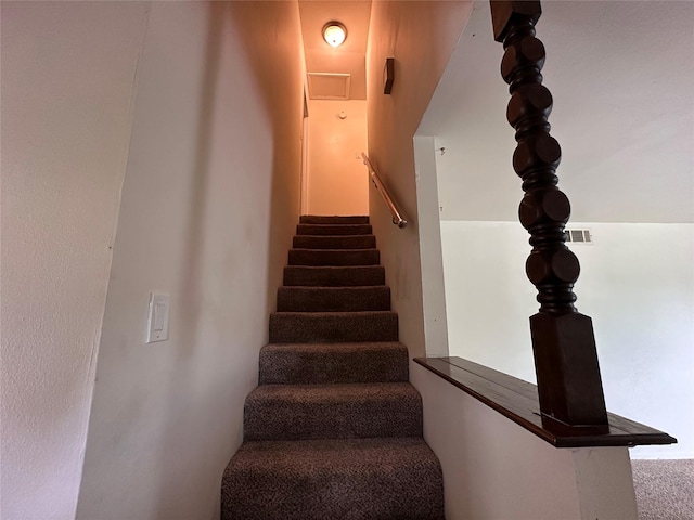 1664 Poplar Dr, Mesquite, TX 75149 - view of stairway